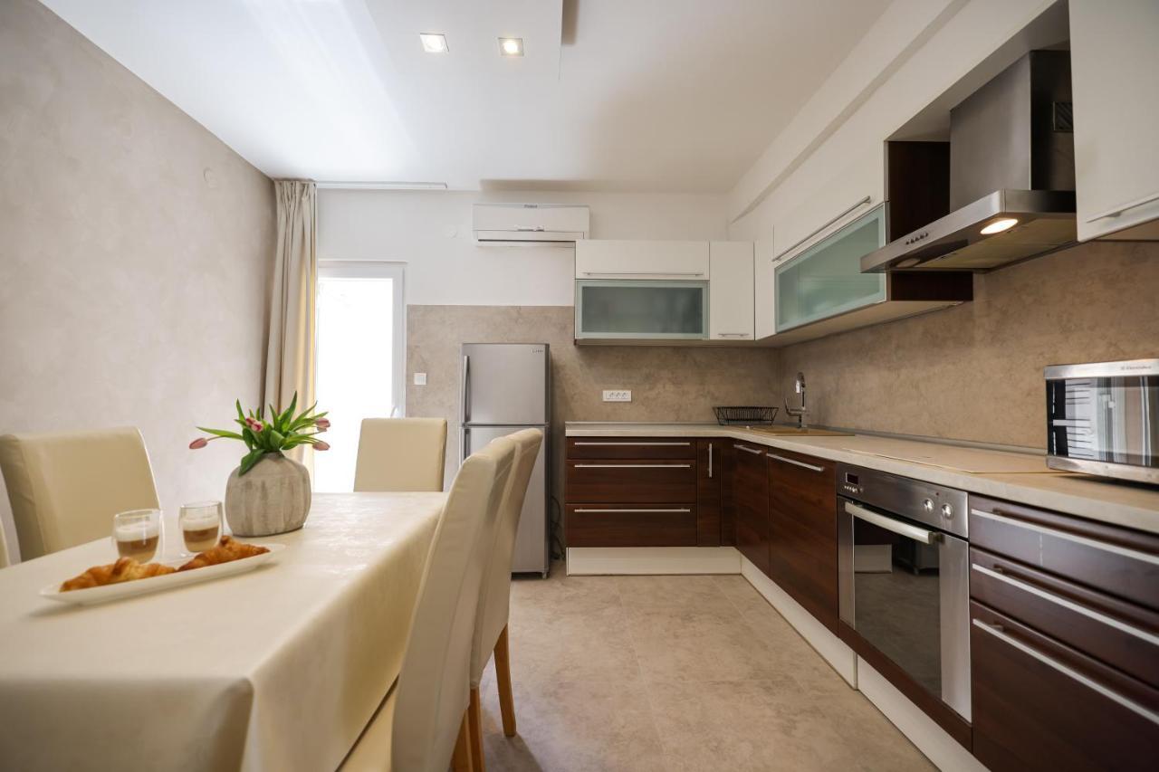 Apartments Skara 비빈제 외부 사진