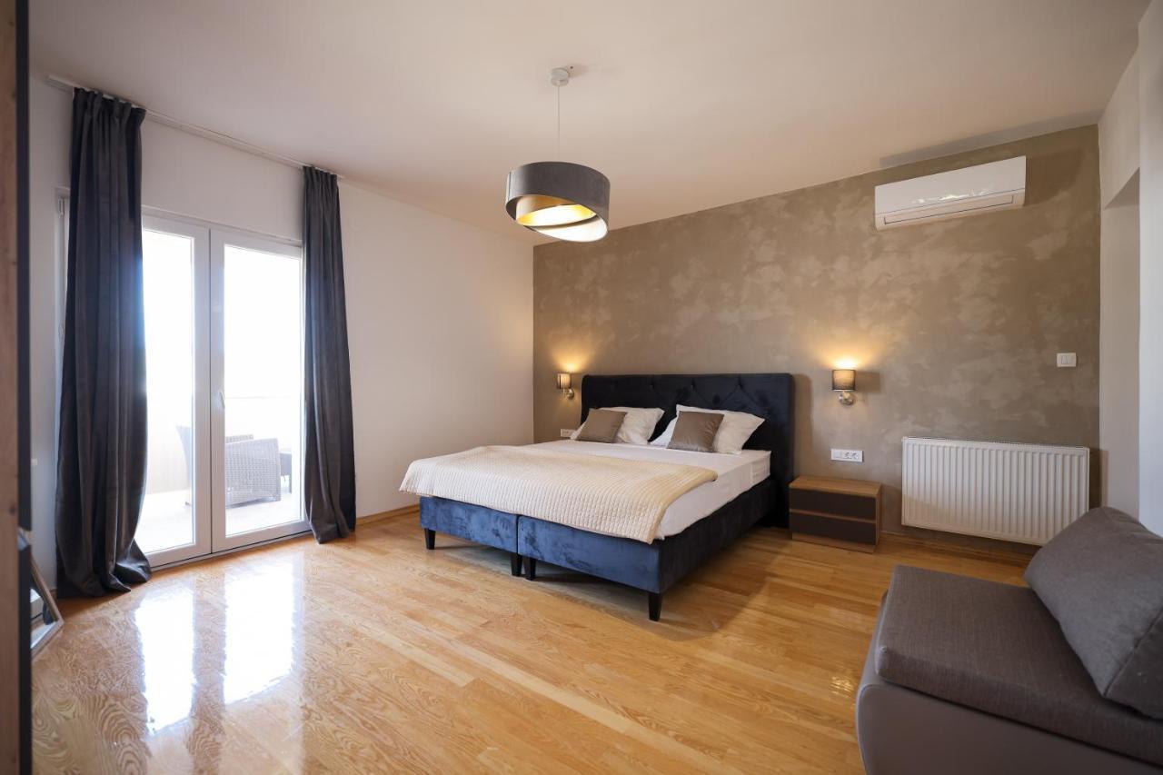 Apartments Skara 비빈제 외부 사진