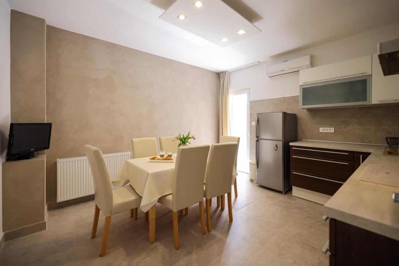 Apartments Skara 비빈제 외부 사진