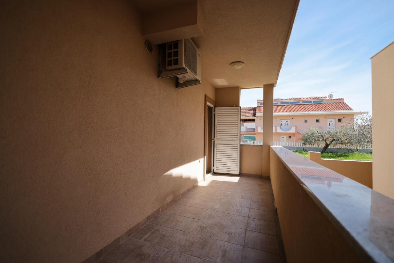 Apartments Skara 비빈제 외부 사진