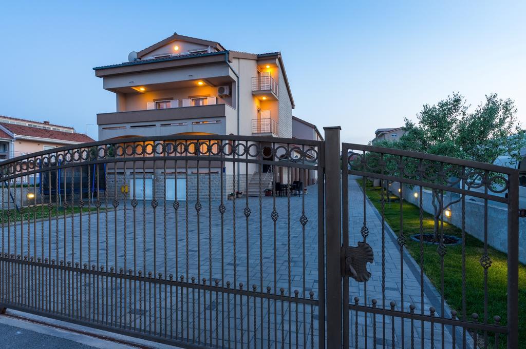 Apartments Skara 비빈제 객실 사진