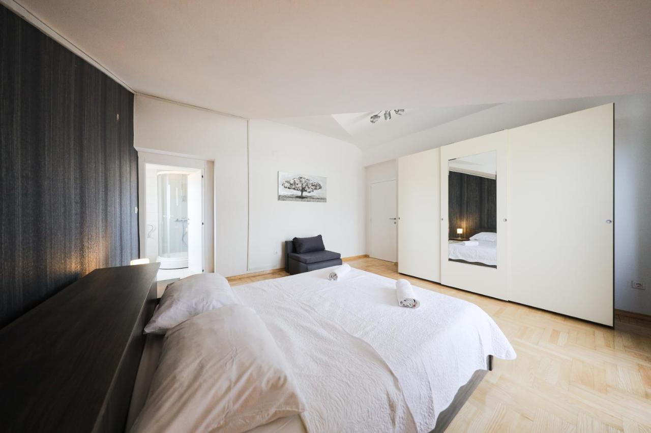 Apartments Skara 비빈제 외부 사진